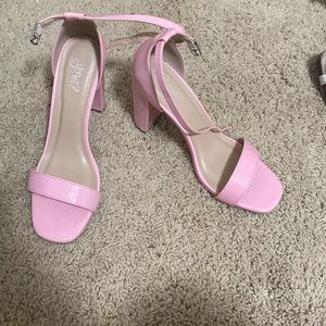 baby pink heel